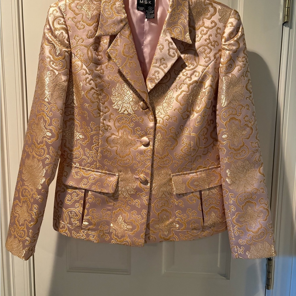 MSK Women's Elegant Gold/Pink Patterned Suit